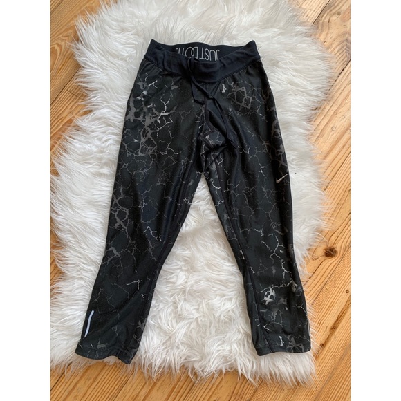 Nike Pants - NIKE • Just Do It - Marble Print Workout Leggings